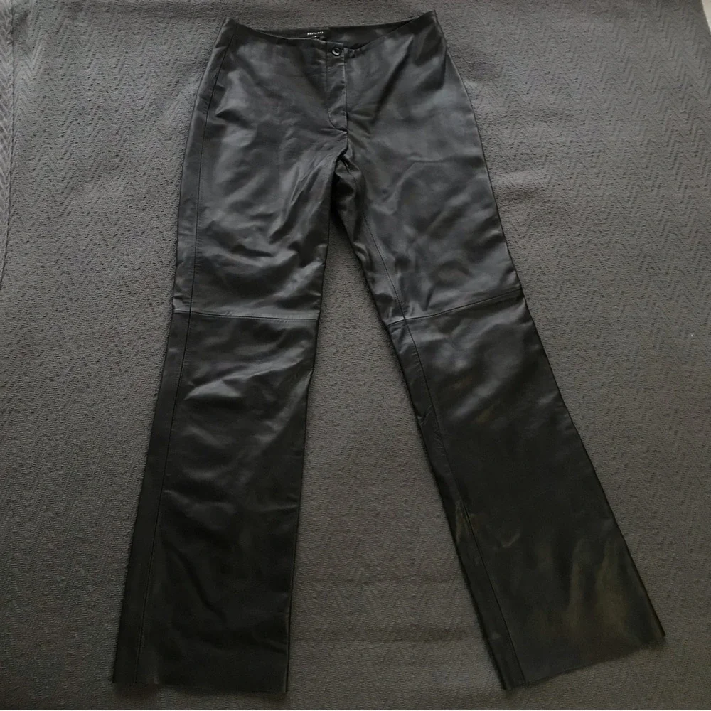 Milenti Black Leather Pants Sz 4 Straight Leg High Waisted No Pockets Excellent - Picture 3 of 7